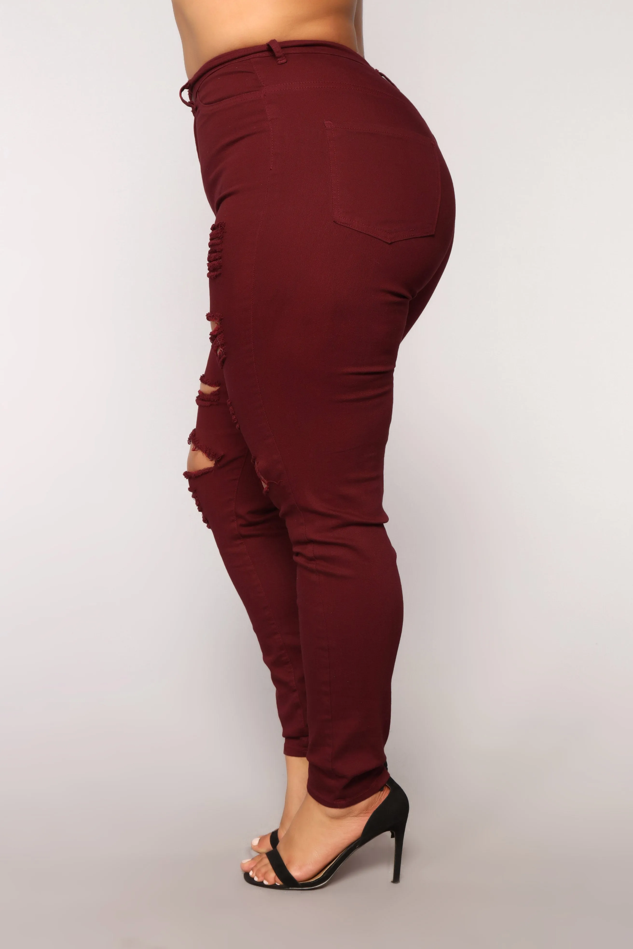 Blanched Jeans - Burgundy